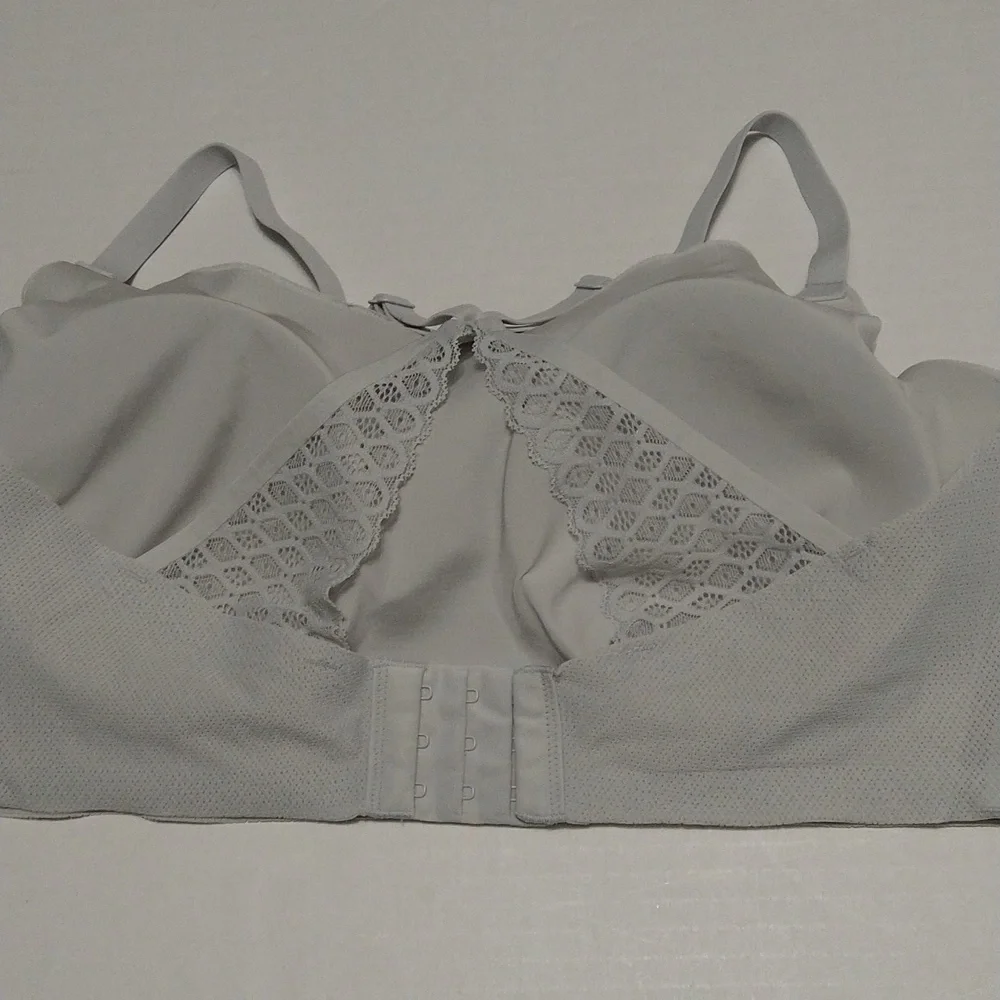 Hanes Gray Cross-Back Bralette With Removable Pads Size XL - Picture 4 of 10